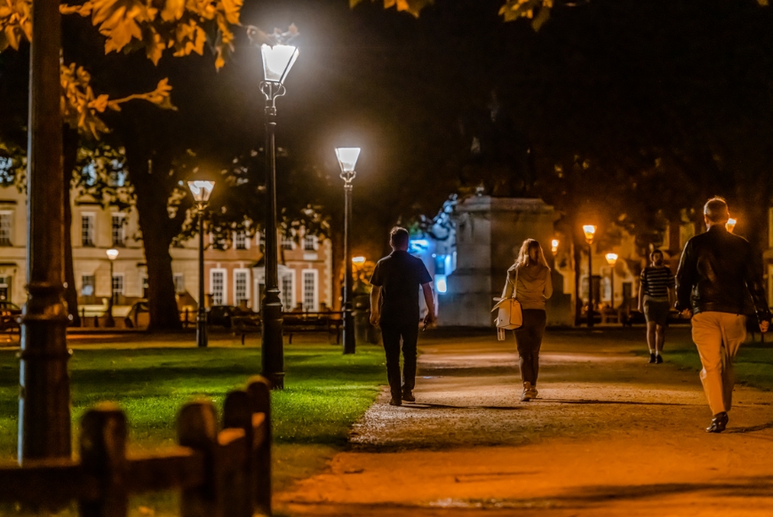 Queen Square at night